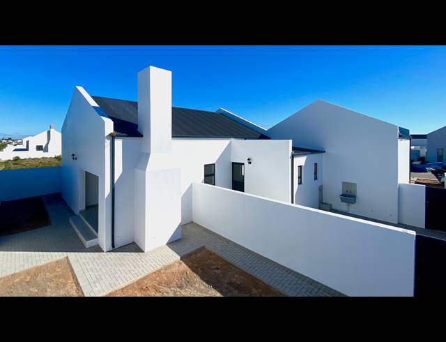 3 BEDROOM HOUSE FOR SALE IN ATLANTIC SANDS PRIVATE ESTATE